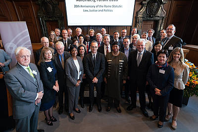 The participants of the Nuremberg Forum 2018, with German Federal Minister for Foreign Affairs Heiko Maas and ICC Prosecutor Fatou Bensouda
