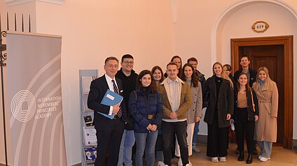 Rechtsreferendar:innen aus Traunstein besuchten die Akademie