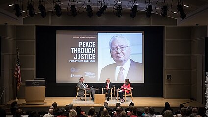 Filmvorführung und Podiumsdiskussion „Frieden durch Recht“ in Washington D.C.