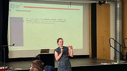 Vortrag zum Völkerstrafrecht beim Internationalen Frauencafé von IMEDANA e.V.