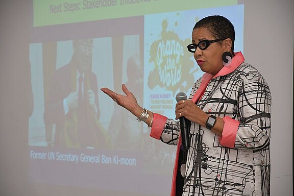 Justice_Ann_Williams_giving_her_opening_keynote_speech.JPG  