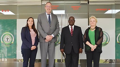 Treffen mit nigerianischen Interessensvertretern für Programme zum Kapazitätsaufbau