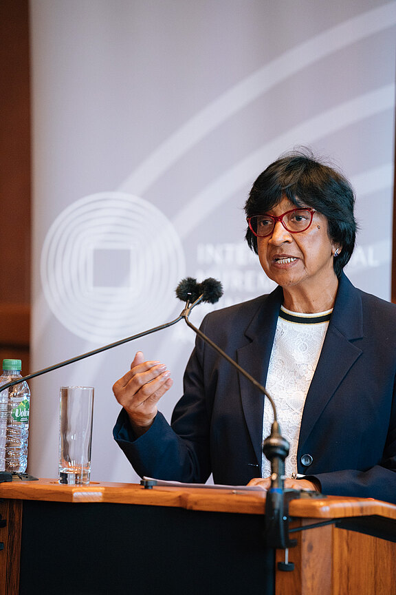05_DSC6250_Navi_Pillay.jpg  